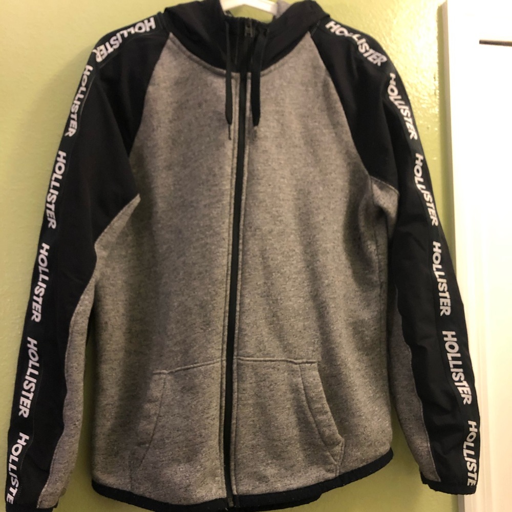 Hollister jacket S in men